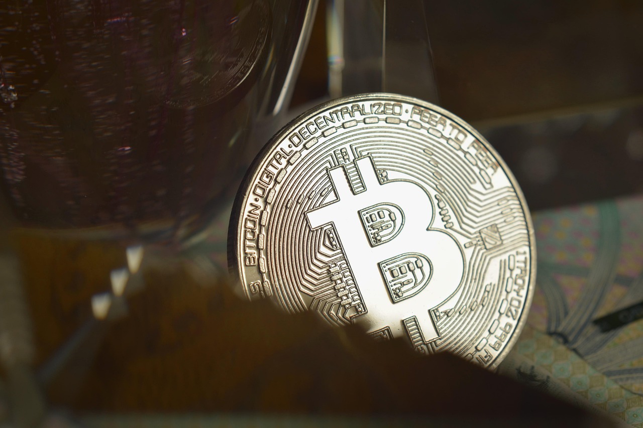 加密风投ParaFi：稳定币USDe维持强势挂钩！Ethena的TVL成长仍具空间
